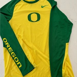 NWOT Nike Oregon Ducks Elite Shootaround Shirt
